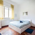 Lovely House With Private Pool 3x2 With Jacuzzi And Breakfast With Garden And Bbq Next Seaside And Train Station