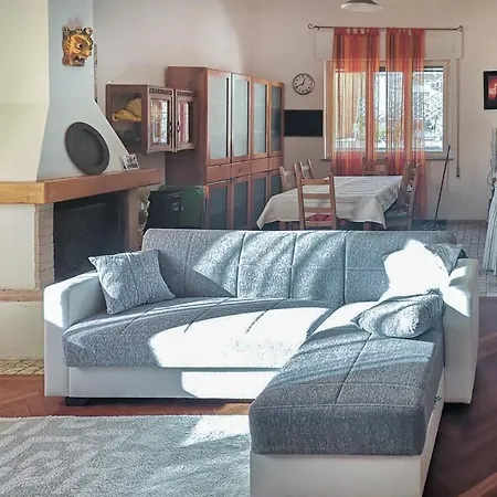 Lovely House With Private Pool 3x2 With Jacuzzi And Breakfast With Garden And Bbq Next Seaside And Train Station *