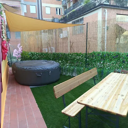 Lovely House With Private Pool 3x2 With Jacuzzi And Breakfast With Garden And Bbq Next Seaside And Train Station Дом отдыха