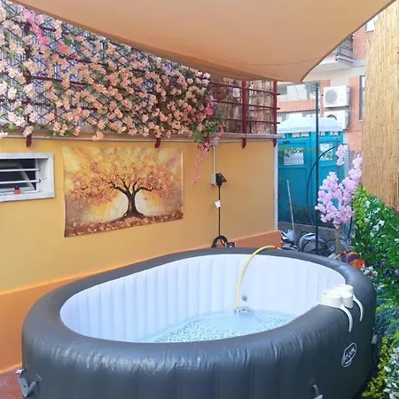 Lovely House With Private Pool 3x2 With Jacuzzi And Breakfast With Garden And Bbq Next Seaside And Train Station בית נופש *
