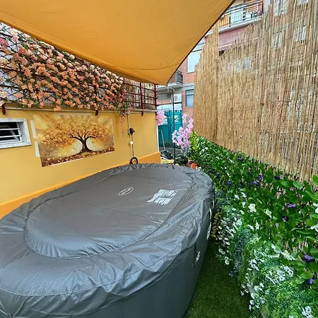Lovely House With Private Pool 3x2 With Jacuzzi And Breakfast With Garden And Bbq Next Seaside And Train Station Дом отдыха Сарцана