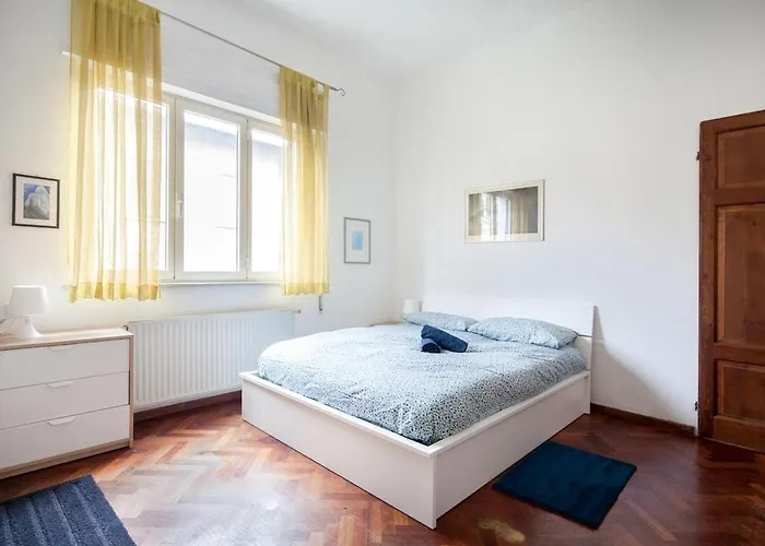 Lovely House With Private Pool 3x2 With Jacuzzi And Breakfast With Garden And Bbq Next Seaside And Train Station