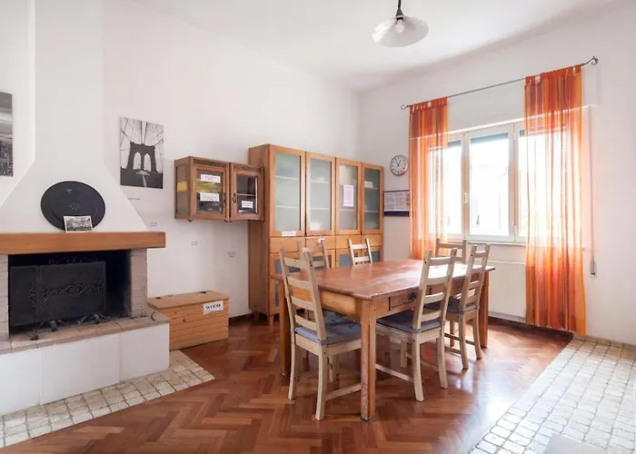 Lovely House With Private Pool 3x2 With Jacuzzi And Breakfast With Garden And Bbq Next Seaside And Train Station Сasa de vacaciones