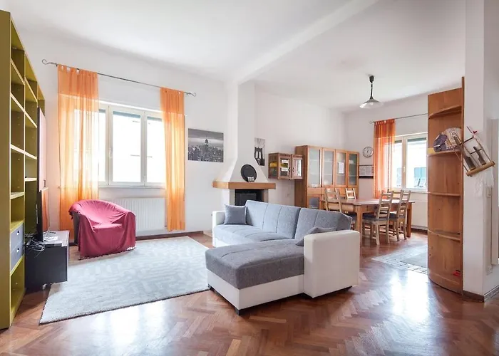 Lovely House With Private Pool 3x2 With Jacuzzi And Breakfast With Garden And Bbq Next Seaside And Train Station Сasa de vacaciones *